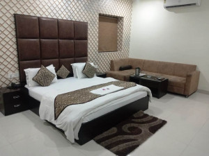 Gallery | Hotel Mandakini Lush 22